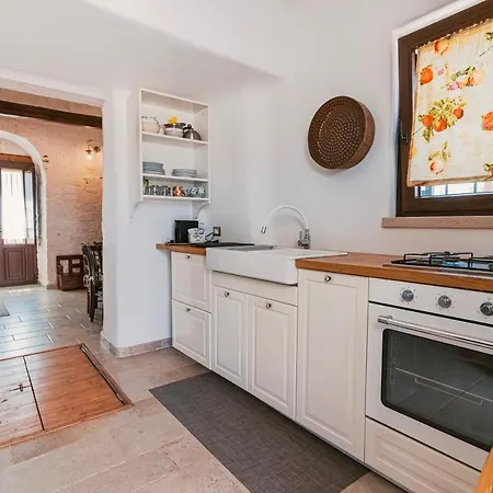 Holiday home Trulli Tiche
