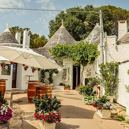 Holiday home Trulli Tiche